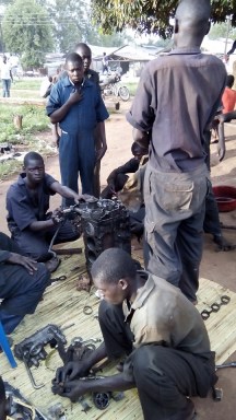 12234885_505374156308081_6194393558052916410_n